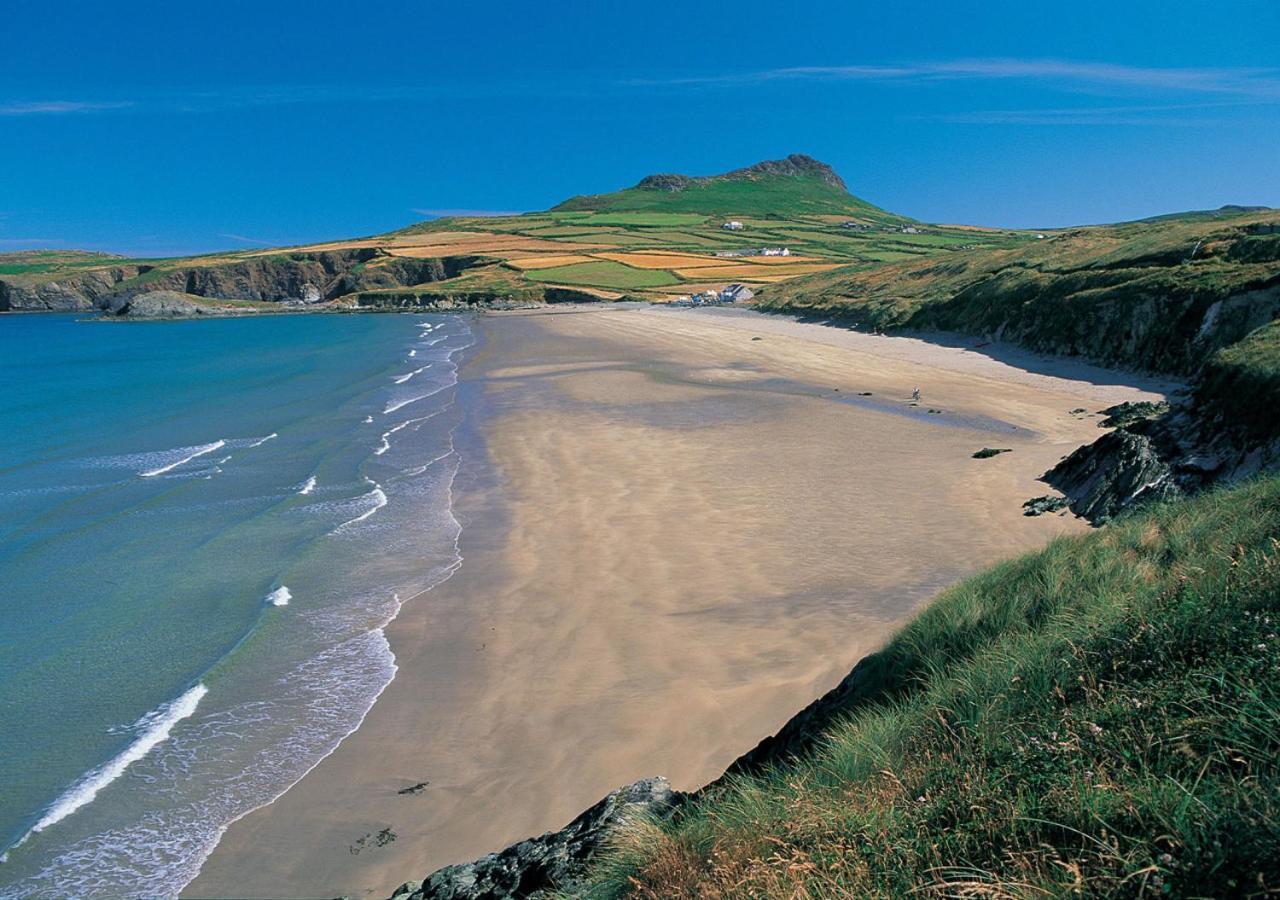 Bwthyn Clyd - St Davids Villa Exteriör bild